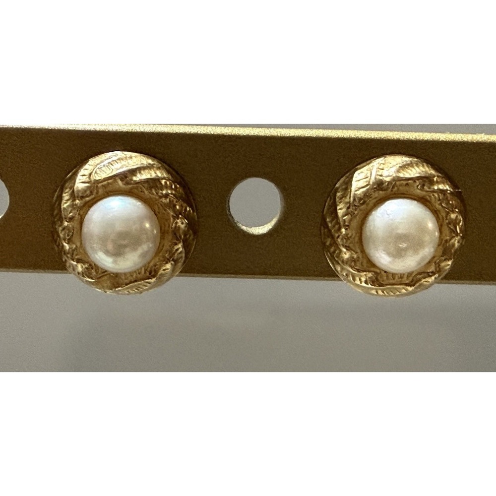14k Gold Round Natural Pearl Stud Earrings Marked Pierced No Backs
